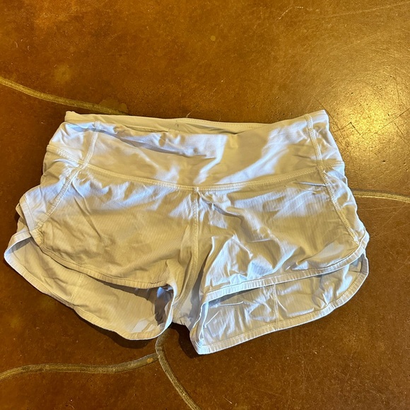 Lulu shorts - Picture 1 of 3
